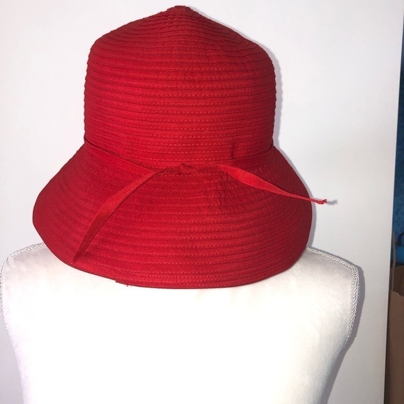 Bundle Of Two Bucket Style Hats Womens Vintage Polyester Red Cream - Picture 6 of 13